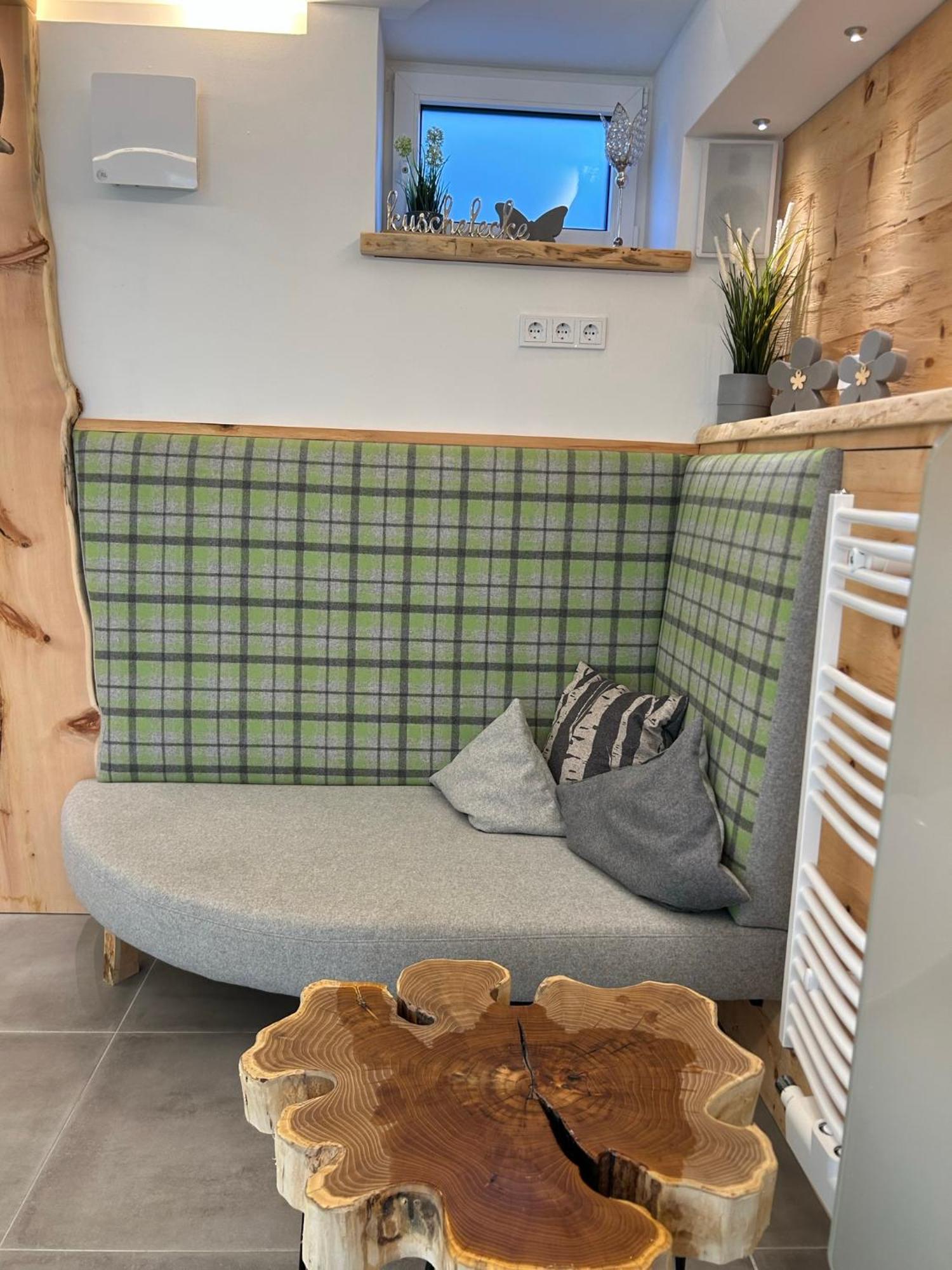 Ferienwohnung Im Usseltal - Zirben Spa - Monheimer Alb - Altmuehltal - Familie Geyer Daiting Monheim  Экстерьер фото